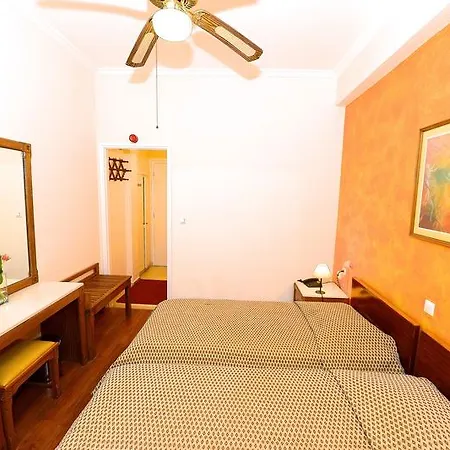 فندق Dalia 3*